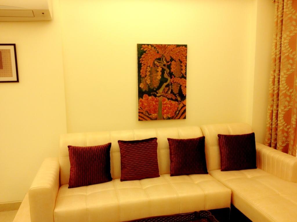 Woodpecker Service Apartments - Green Park New Delhi Ngoại thất bức ảnh
