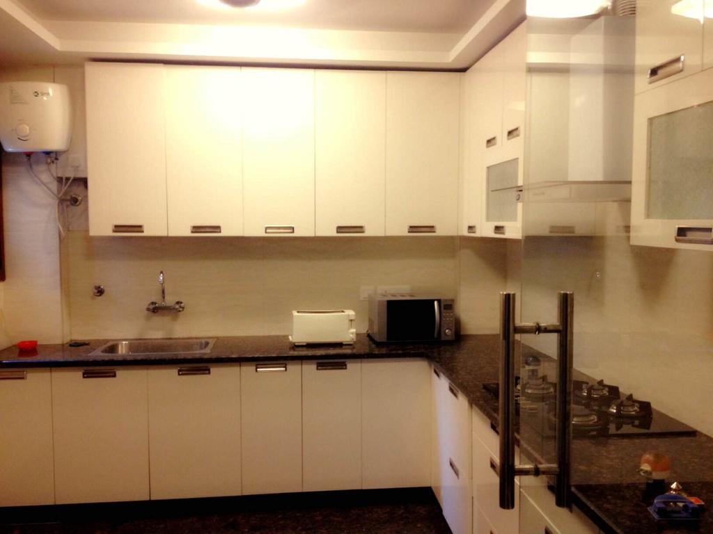 Woodpecker Service Apartments - Green Park New Delhi Phòng bức ảnh