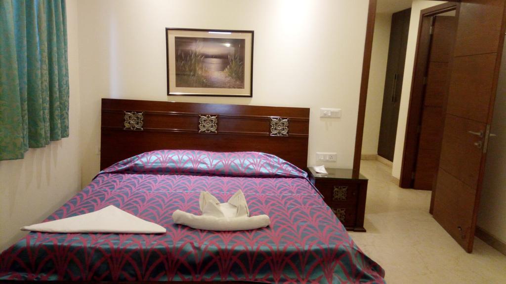 Woodpecker Service Apartments - Green Park New Delhi Ngoại thất bức ảnh